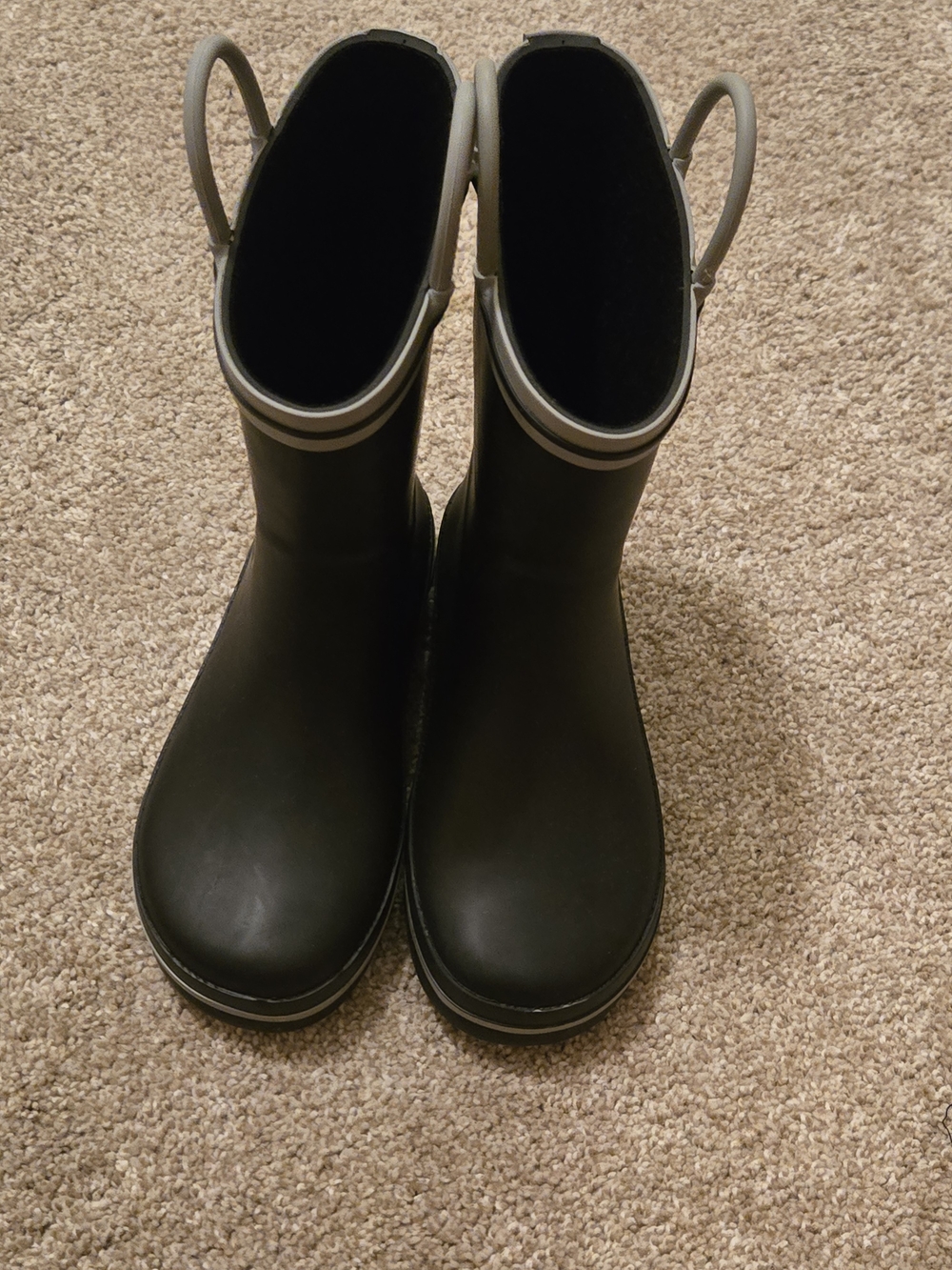 Source Unknown Black Rain Boots with Gray Trim